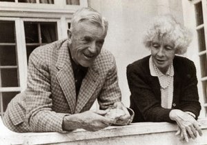 (Gilded) Family Ties