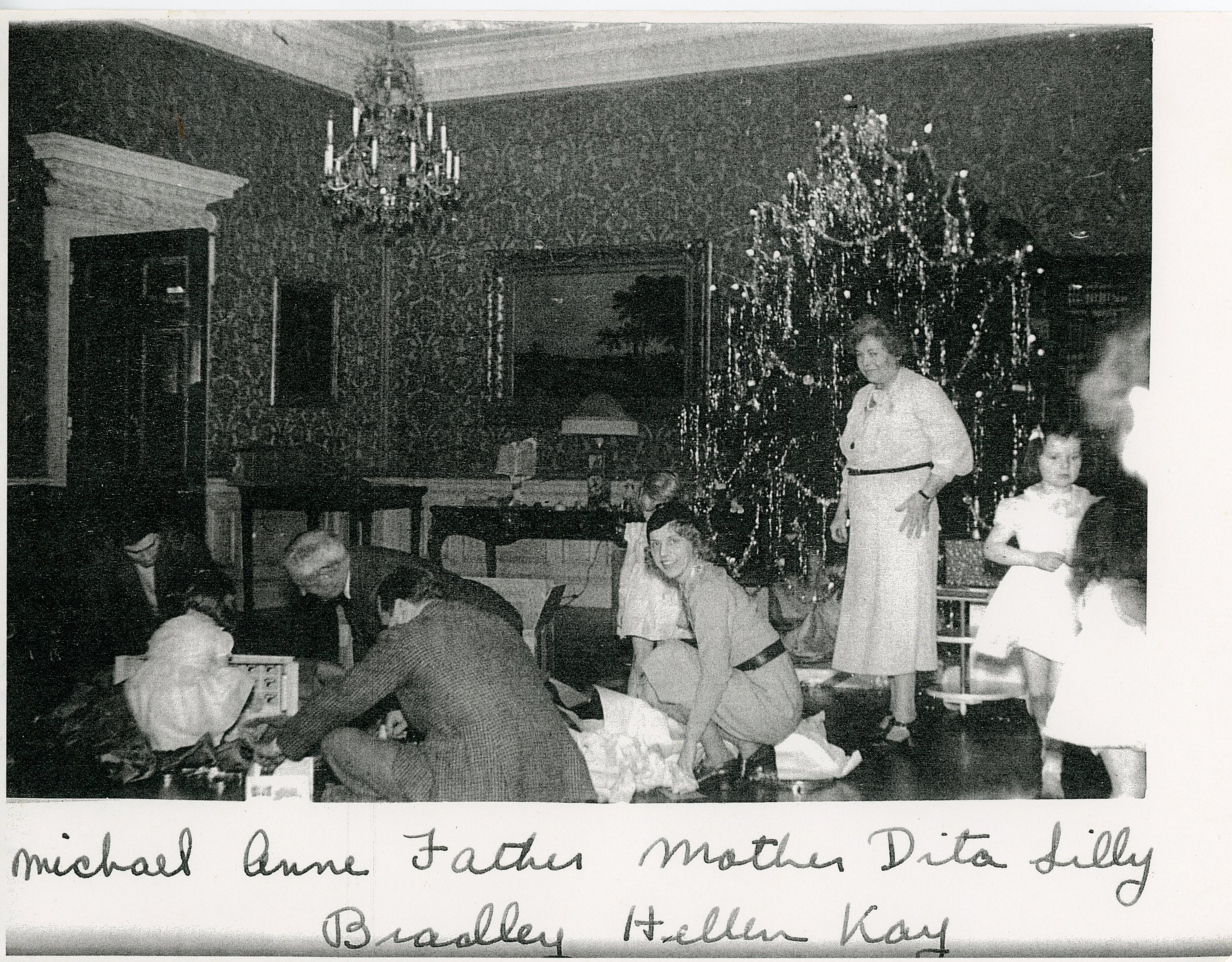 A Glimpse of Christmas Past